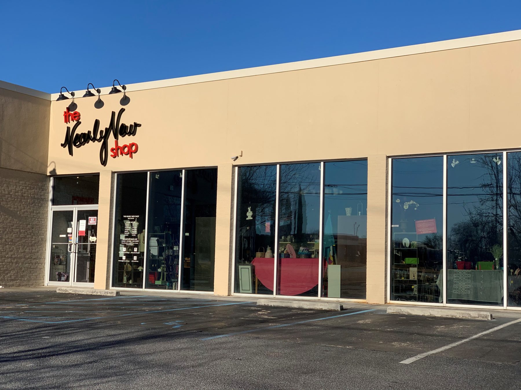 The Nearly New Shop The Junior League of Greenville, SC